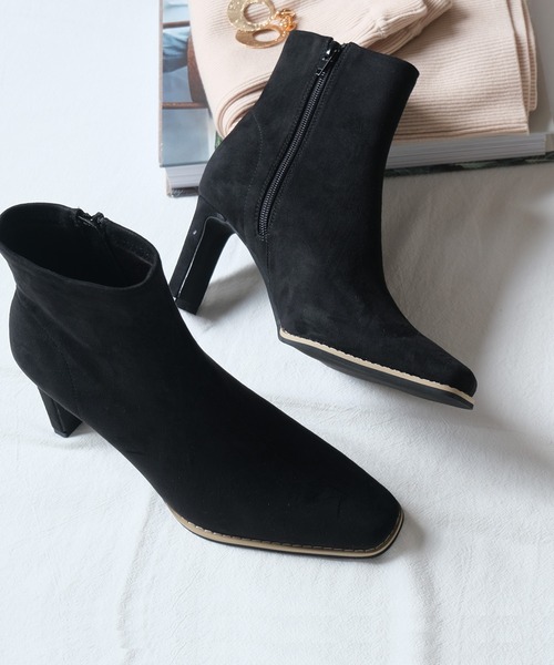 AmiAmi(アミアミ)の「【7.5cmヒールVer.】スクエアトゥブーツ/プレートヒール(ブーツ・レディース・ブラック/アイボリー/ブラック系その他/グレイッシュベージュ/グレー/ブラック×ブラック・LL/S/M/L)」の22枚目の写真