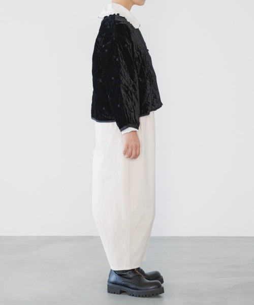 LOWRYS FARM（ローリーズファーム）の「ＩＮＤＩＡＩＳキルトジャケット　163525（その他アウター・キッズ・ブラック/イエロー・150cm/160cm）」の3枚目の写真