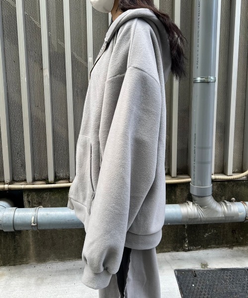 XU(エックスユー)の「【XU/エックスユー】fleece zip hoodie / ジップアップパーカー zip-up ジップアップ ジップアップフーディ パーカー フーディ スウェット 春服 秋服 冬服 羽織 フリース フリースフーディ(パーカー・メンズ・ブラック/グレー・ONE SIZE)」の9枚目の写真