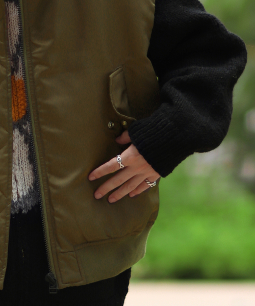 KIFFE（キッフェ）の「【KIFFE/キッフェ】BIG FIT MA-1 ベスト（MA-1・メンズ・ブラック/カーキ・FREE）」の4枚目の写真