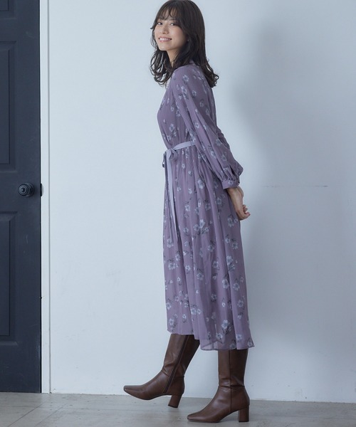 12Twelve Agenda(トゥエルブ アジェンダ)の「花柄消しプリーツ長袖ワンピース(ワンピース・レディース・ピンク/グリーン・M)」の10枚目の写真