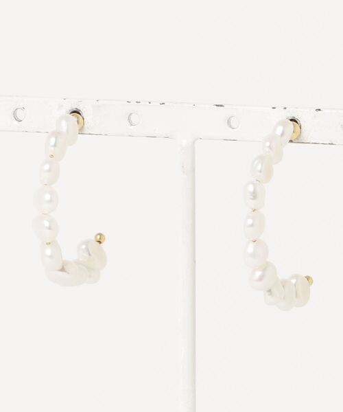 CoLoA Handmade jewelry（クロア ハンドメイド ジュエリー）の「【CoLoA】クロア/ 淡水パールフープピアス（ピアス（両耳用）・レディース・ゴールド・FREE）」の6枚目の写真