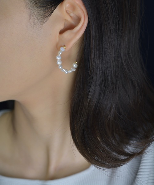 CoLoA Handmade jewelry（クロア ハンドメイド ジュエリー）の「【CoLoA】クロア/ 淡水パールフープピアス（ピアス（両耳用）・レディース・ゴールド・FREE）」の5枚目の写真