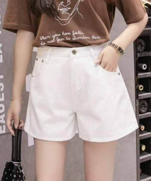 Loueme（ルエム）の「Aラインデニムショートパンツ（デニムパンツ・レディース・ホワイト/ネイビー/ブラック/ライトブルー・M/L）」の6枚目の写真