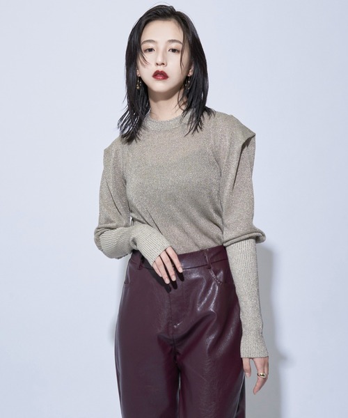 Solace(ソレイス)の「ラメニットホールオープントップス(ニット/セーター・レディース・ブラック/ベージュ/ライトグレー・FREE)」の4枚目の写真