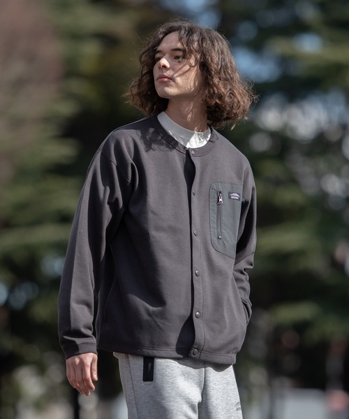 OUTDOOR PRODUCTS（アウトドアプロダクツ）の「【OUTDOOR PRODUCTS/アウトドアプロダクツ】防シワ  UVカット　ビッグシルエット　ポンチビッグポケット　カーディガン（カーディガン/ボレロ・メンズ・カーキ/ブラック/チャコールグレー・MEDIUM/LARGE/X-LARGE）」の6枚目の写真