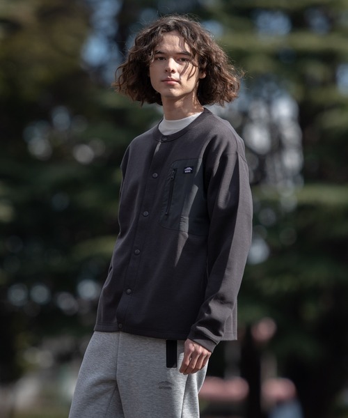 OUTDOOR PRODUCTS（アウトドアプロダクツ）の「【OUTDOOR PRODUCTS/アウトドアプロダクツ】防シワ  UVカット　ビッグシルエット　ポンチビッグポケット　カーディガン（カーディガン/ボレロ・メンズ・カーキ/ブラック/チャコールグレー・MEDIUM/LARGE/X-LARGE）」の8枚目の写真