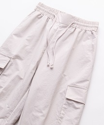 裾絞りカーゴパンツ サイドポケット ゆったりシルエット ワンマイルコーデ