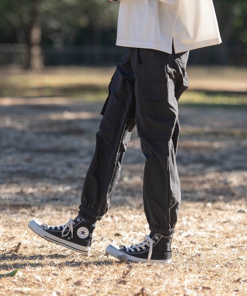 OUTDOOR PRODUCTS APPAREL(アウトドアプロダクツアパレル)の「裾絞りカーゴパンツ サイドポケット ゆったりシルエット ワンマイルコーデ(カーゴパンツ・レディース・ブラック/アイボリー/ライトベージュ・MEDIUM)」の18枚目の写真