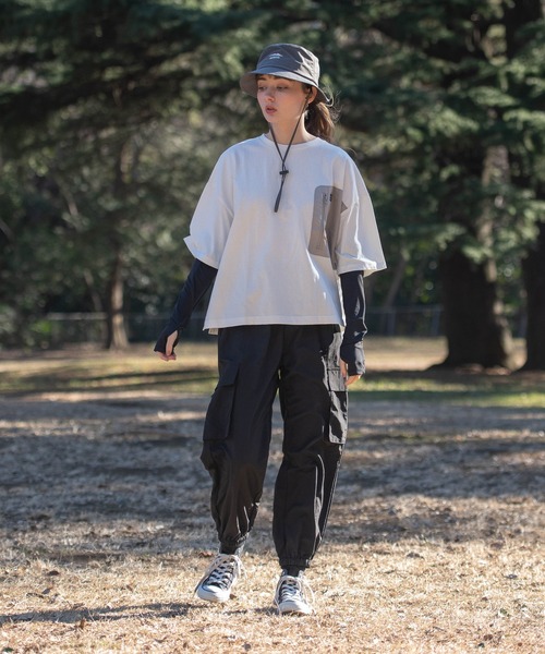 OUTDOOR PRODUCTS APPAREL(アウトドアプロダクツアパレル)の「裾絞りカーゴパンツ サイドポケット ゆったりシルエット ワンマイルコーデ(カーゴパンツ・レディース・ブラック/アイボリー/ライトベージュ・MEDIUM)」の15枚目の写真