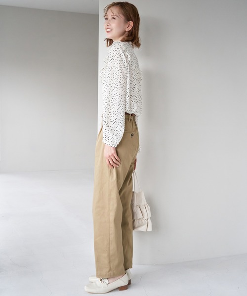 ROPE' PICNIC（ロペピクニック）の「綿ストレッチチノパンツ（チノパンツ・レディース・チャコールグレー/カーキ/ベージュ・36/38/40）」の18枚目の写真