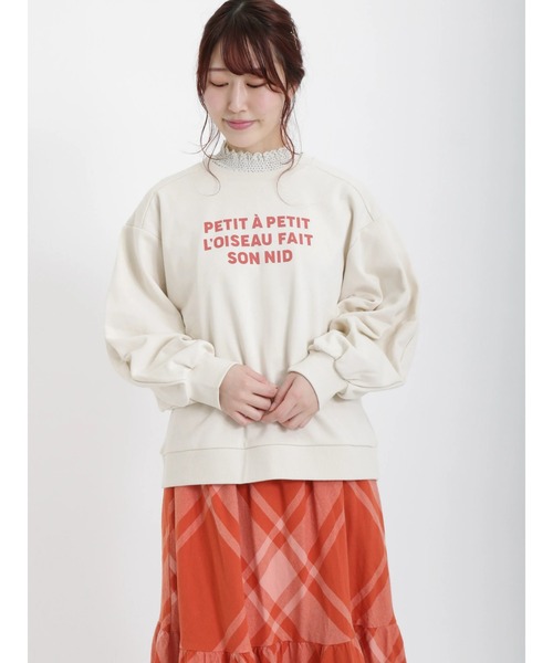 Samansa Mos2（サマンサ モスモス）の「裏毛ロゴアソートプリントスウェット（スウェット・レディース・レッド/ネイビー/グリーン/ミント/モカ/キナリ・ﾌﾘ-）」の2枚目の写真