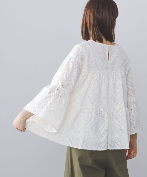 BEAMS HEART(ビームスハート)の「BEAMS HEART / 総刺繍 ティアード ブラウス(シャツ/ブラウス・レディース・オフホワイト/クリアブラック/イエロー・FREE)」の9枚目の写真