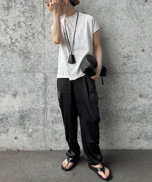 Re:EDIT（リエディ）の「[低身長/高身長サイズ有]サテンカーゴパンツ（カーゴパンツ・レディース・モカ/ホワイト/ベージュ/ブラック・MEDIUM/LARGE/SHORT/TALL）」の19枚目の写真