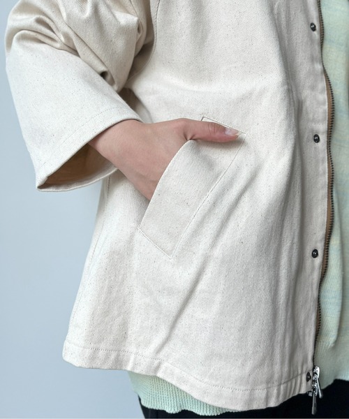 CPCM（シーピーシーエム）の「襟配色短丈ブルゾン（ブルゾン・レディース・グリーン/チャコールグレー/ホワイト・MEDIUM/LARGE）」の13枚目の写真