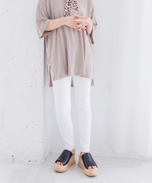Isn't She?（イズントシー）の「3colorフレイドヘムスキニーパンツ（その他パンツ・レディース・オフホワイト/ブラック・L/M/S）」の9枚目の写真