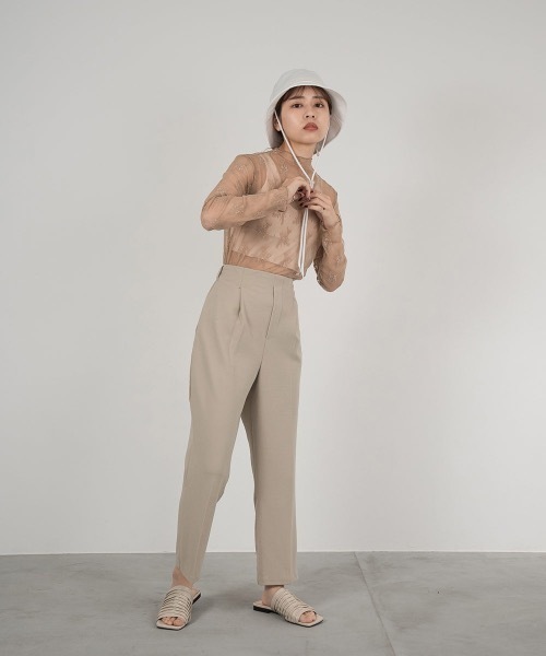 lawgy（ラウジー）の「string bucket hat（ハット・レディース・ホワイト/ブラック/ベージュ・FREE）」の4枚目の写真