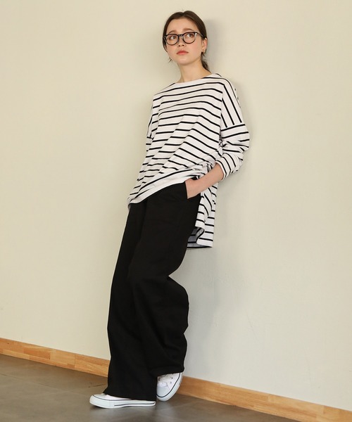 aity（アイティ）の「ウエストゴムストレッチツイルベイカーパンツ（デニムパンツ・レディース・ブラック/カーキ/ベージュ・M）」の2枚目の写真