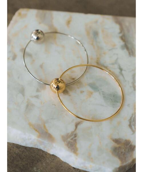 YECCA VECCA（イェッカヴェッカ）の「メタルボールバングル（バングル/リストバンド・レディース・ゴールド/シルバー・FREE）」の5枚目の写真