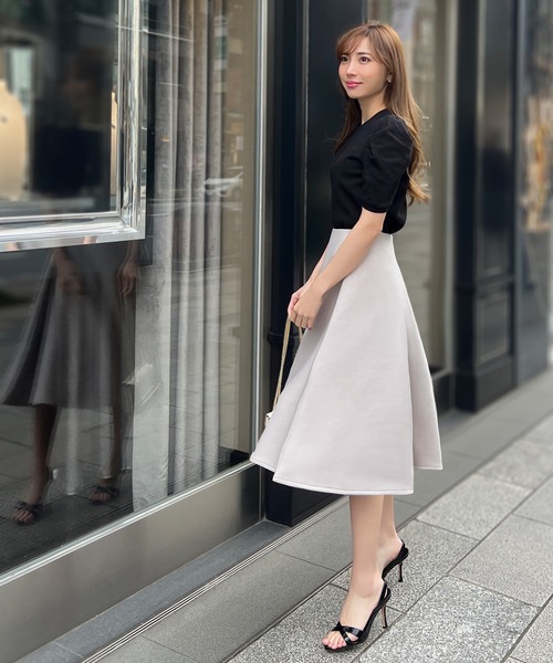 KOBE LETTUCE（コウベレタス）の「[ 岡部あゆみさんコラボ ]ボンディングフレアスカート（スカート・レディース・ブラック/ミント/ピンクベージュ/チャコール/ホワイト系/ホワイト系1/ブラック系/グレー系/グリーン系/ピンク系・1/2）」の11枚目の写真