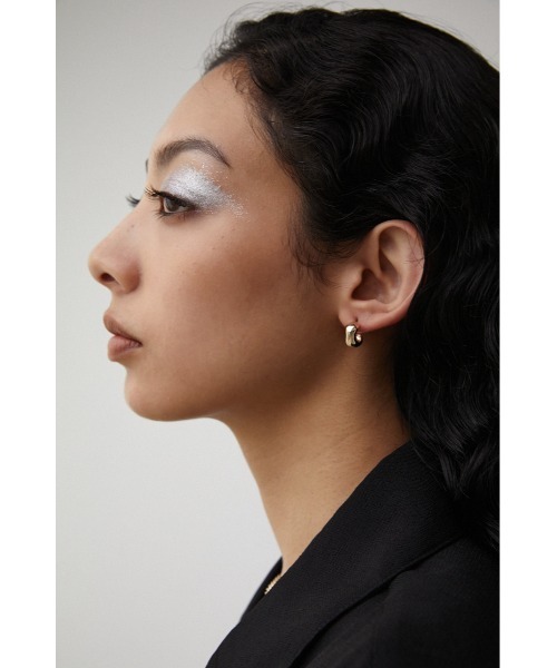 AZUL by moussy(アズールバイマウジー)の「PETIT NUANCE HOOP EARRINGS/プチニュアンスフープピアス(ピアス(両耳用)・レディース・シルバー/ゴールド系その他・FREE)」の11枚目の写真