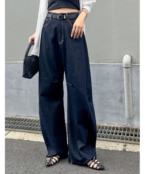 Re:EDIT（リエディ）の「[販売枚数7.5万枚突破][お気に入り登録数10万突破][トレンドNo.1デニム][全骨格美脚見えシルエット][サイズ別/身長別画像あり][低身長/高身長/大きいサイズ有]裾フリンジバレルレッグデニムパンツ（デニムパンツ・レディース・ホワイト/ブルー/ネイビー/ブラック/ブルー系その他/グレー系その他/ブルー系その他2/ブルー系その他3/ネイビー系/ホワイト系その他・SHORT/SMALL/MEDIUM/TALL/LARGE/X-LARGE/AM/AL/ALL）」の10枚目の写真