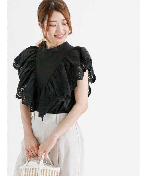 Te chichi（テチチ）の「フリルスカラップブラウス（シャツ/ブラウス・レディース・オフホワイト/ブラック/オレンジ・F）」の2枚目の写真