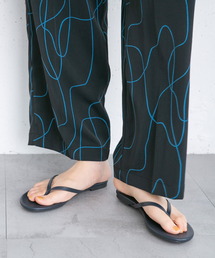 フラットストラップビーチサンダル