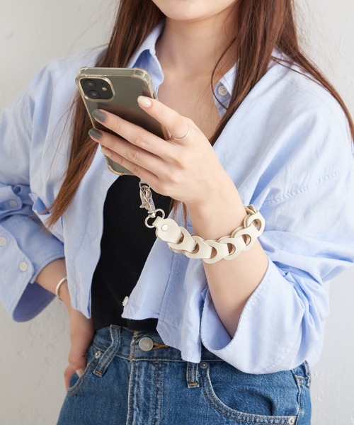 BIRTHDAY BAR(バースデイバー)の「フェイクレザー メッシュ スマホストラップ(スマホグッズ・レディース・ブラック/アイボリー/キャメル・フリー)」の19枚目の写真