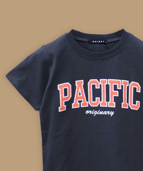 ZI-ON（ジーオン）の「カレッジロゴプリント半袖Tシャツ（Tシャツ/カットソー・キッズ・ミント/ブルー/ブラック/ベージュ/ネイビー/オフホワイト/ダークグリーン/ホワイト系その他/杢グレー/グレー系その他/ベージュ系その他/グリーン系その他/ブルー系その他/チャコール/ホワイト系その他2/ホワイト系その他3・120cm/130cm/140cm/150cm/160cm/110cm）」の8枚目の写真