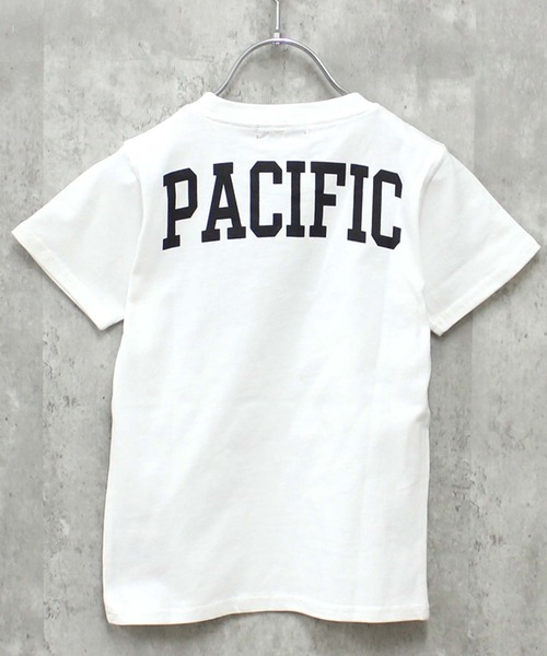 ZI-ON（ジーオン）の「カレッジロゴプリント半袖Tシャツ（Tシャツ/カットソー・キッズ・ミント/ブルー/ブラック/ベージュ/ネイビー/オフホワイト/ダークグリーン/ホワイト系その他/杢グレー/グレー系その他/ベージュ系その他/グリーン系その他/ブルー系その他/チャコール/ホワイト系その他2/ホワイト系その他3・120cm/130cm/140cm/150cm/160cm/110cm）」の18枚目の写真