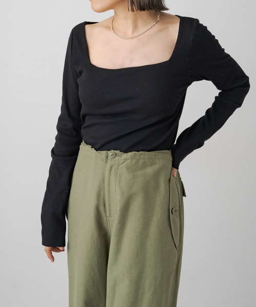 earthy（アーシー）の「リブカップ付きスクエアロンT（Tシャツ/カットソー・レディース・オフホワイト/ブラウン/ベージュ/ブラック/オレンジ/グレー・S/M）」の15枚目の写真