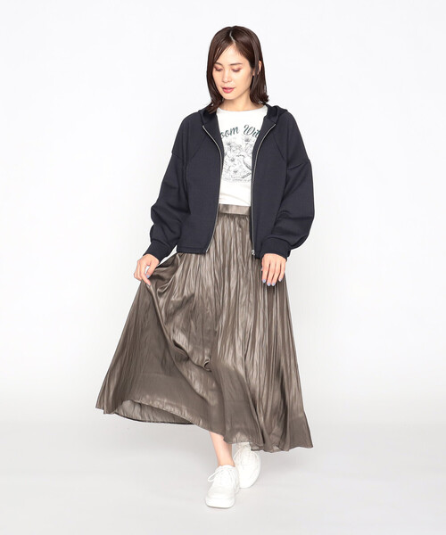 COMME CA ISM(コムサイズム)の「ソフトダンボールニット ジップアップ パーカ(パーカー・レディース・アイボリー/ネイビー・FREE)」の8枚目の写真