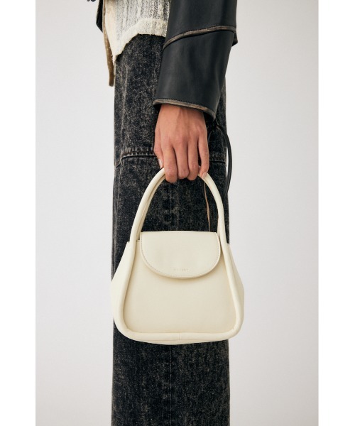 MOUSSY（マウジー）の「SIDE STRAP MINI CHAIN バッグ（ショルダーバッグ・レディース・アイボリー/ゴールド/ブラック・FREE）」の19枚目の写真