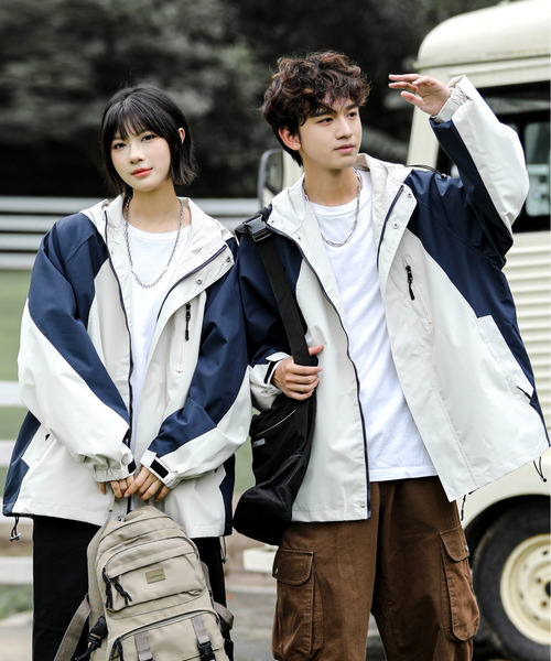 neos(ネオス)の「【neos -addictive design-】ビッグシルエット ラグラン 切替 配色 マウンテン パーカー(マウンテンパーカー・メンズ・ブラウン/ベージュ/ブラック・LARGE/X-LARGE/MEDIUM)」の3枚目の写真