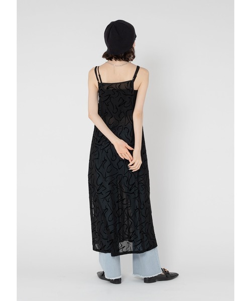 Adoon plain（アドーンプレーン）の「シアーウェーブキャミワンピース（ワンピース・レディース・ベージュ/ブルー/ブラック・MEDIUM/LARGE）」の6枚目の写真
