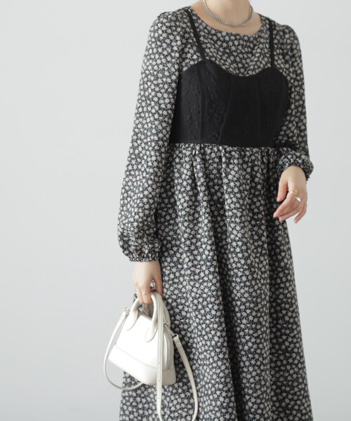 FREE'S MART（フリーズマート）の「◆小花柄ビスチェドッキングワンピース（ワンピース・レディース・ホワイト系その他/ブラック系その他・SMALL/MEDIUM）」の5枚目の写真