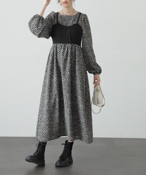 FREE'S MART（フリーズマート）の「◆小花柄ビスチェドッキングワンピース（ワンピース・レディース・ホワイト系その他/ブラック系その他・SMALL/MEDIUM）」の7枚目の写真