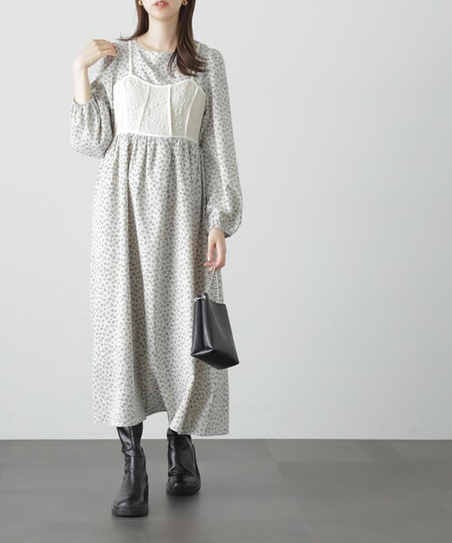 FREE'S MART（フリーズマート）の「◆小花柄ビスチェドッキングワンピース（ワンピース・レディース・ホワイト系その他/ブラック系その他・SMALL/MEDIUM）」の21枚目の写真