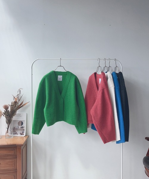 AS KNOW AS plus（アズノゥアズプラス）の「☆カラーブークレVネックジャケット（その他アウター・レディース・ブルー/アイボリー/ブラック/ピンク/グリーン・FREE）」の12枚目の写真