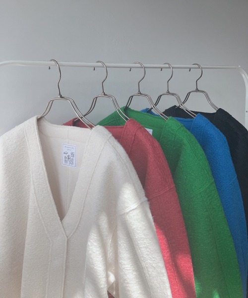 AS KNOW AS plus（アズノゥアズプラス）の「☆カラーブークレVネックジャケット（その他アウター・レディース・ブルー/アイボリー/ブラック/ピンク/グリーン・FREE）」の15枚目の写真