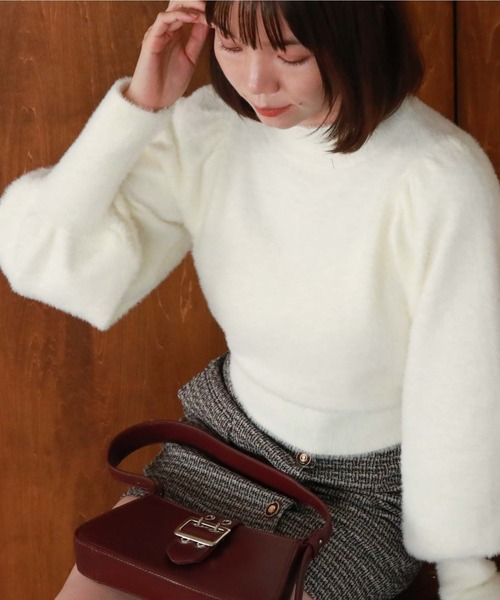 archives（アルシーヴ）の「シャギーパフニット（ニット/セーター・レディース・オフホワイト/ブルー/グレイッシュベージュ/ピンクベージュ・MEDIUM）」の7枚目の写真