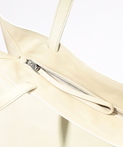 TOMORROWLAND （トゥモローランド）の「Maeden YUMI TOTEトートバッグ（トートバッグ・レディース・ホワイト/ブラック・FREE）」の13枚目の写真