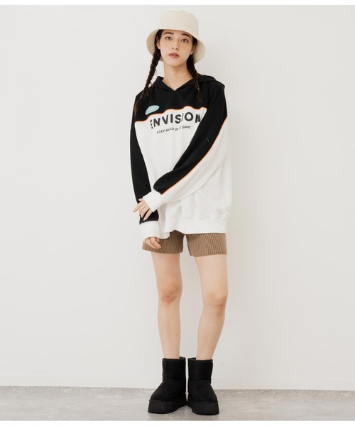 ANAP（アナップ）の「配色パイピング裏毛フーディー【親子お揃い】（パーカー・レディース・ブルー/オレンジ/ブラック×ホワイト・FREE）」の5枚目の写真