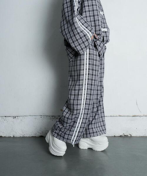 Whinny（ホワイニー）の「Whinny/パンダッチパンツ（スラックス