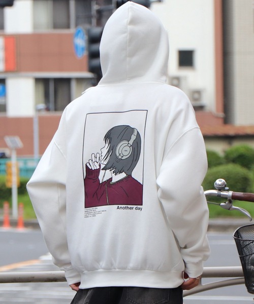 セール】イラストバックプリント / ワンポイント刺繍 ビッグ