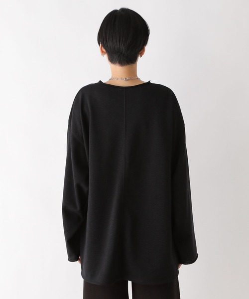 LEPSIM(レプシィム)の「ラメ裏毛プルオーバー 969919(Tシャツ/カットソー・レディース・ブラック/ベージュ・FREE)」の11枚目の写真