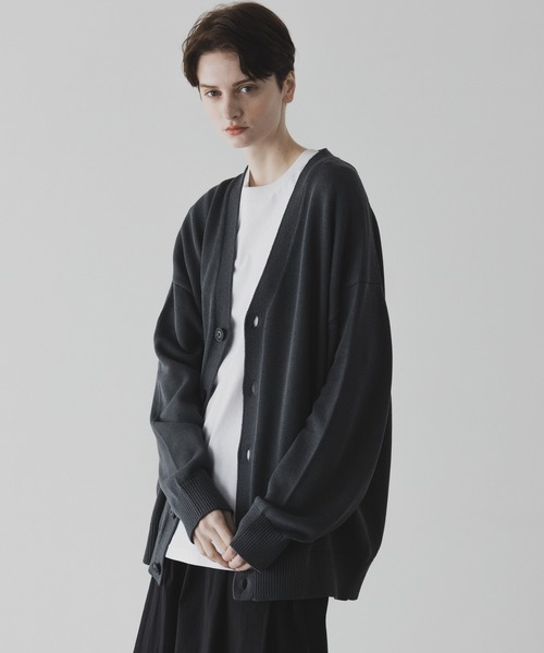 remer（リメール）の「loose basic over cardigan / ルーズベーシックオーバーカーディガン（カーディガン/ボレロ・メンズ・ブルー/チャコールグレー/グレイッシュベージュ・SMALL/LARGE/MEDIUM）」の6枚目の写真