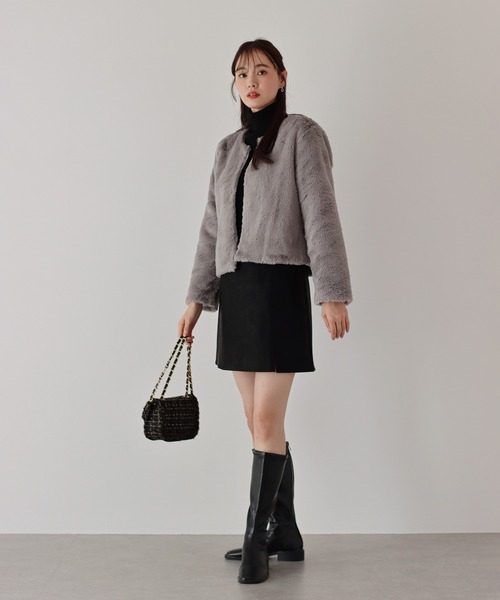 BLUEEAST(ブルーイースト)の「レザーミニスカート(スカート・レディース・チャコールグレー/ブラック/アイボリー・MEDIUM)」の8枚目の写真