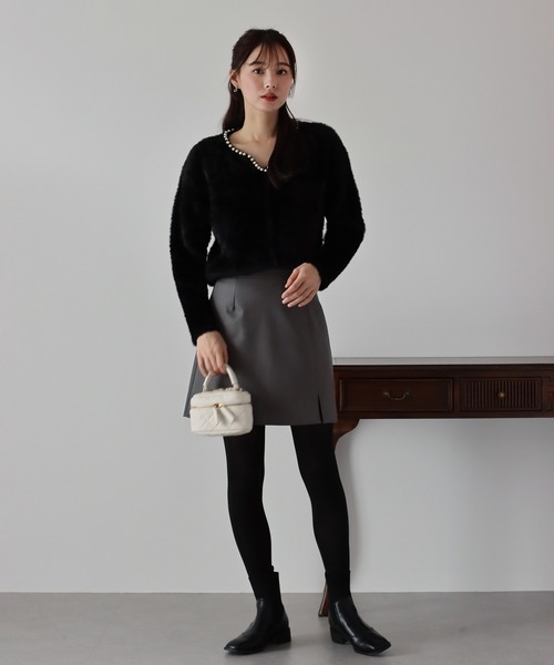 BLUEEAST(ブルーイースト)の「レザーミニスカート(スカート・レディース・チャコールグレー/ブラック/アイボリー・MEDIUM)」の15枚目の写真